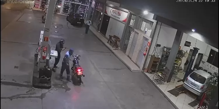 Salinas: Câmeras e Segurança flagram assalto a mão armada