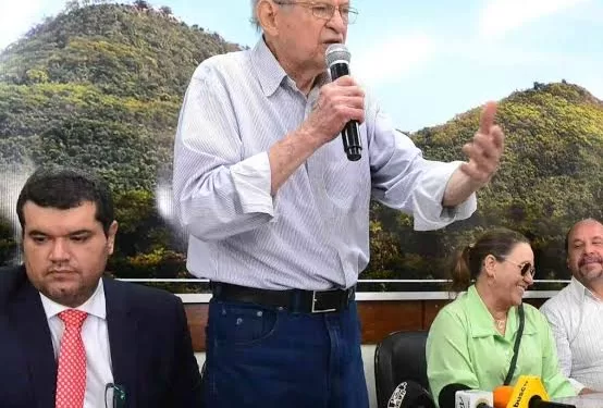Prefeito de Montes Claros, Humberto Souto, é internado após sofrer AVC Isquêmico